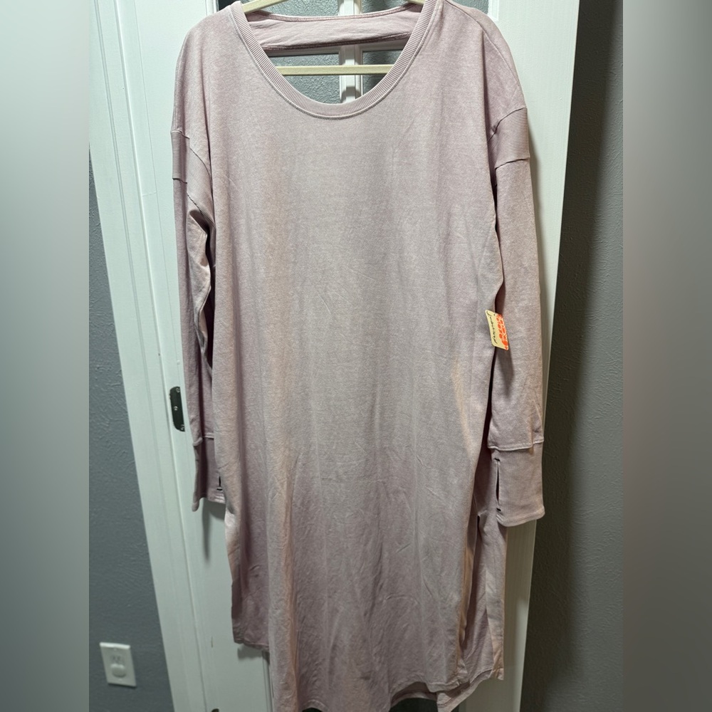 ⭐️SOLD⭐️NWT Free People Movement  Long Game Tunic Layer - Picture 7 of 15
